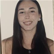 Profesora de catalán y castellano que imparte clases particulares a niños y niñas de todas las edades